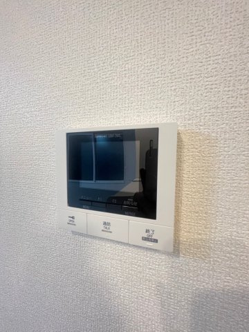 カタンニュードーム前のセキュリティ