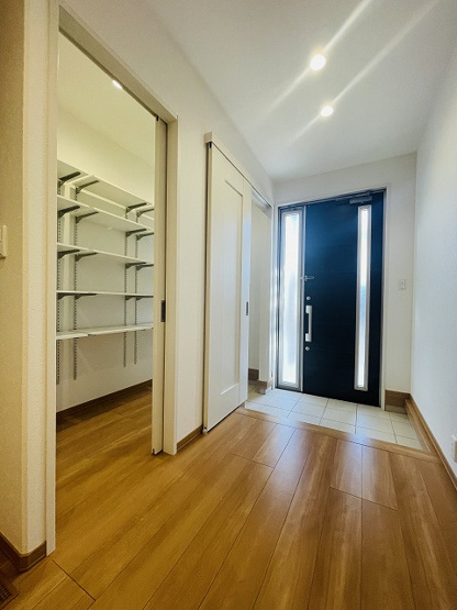 【玄関】 | 筑紫野市大字筑紫　戸建て