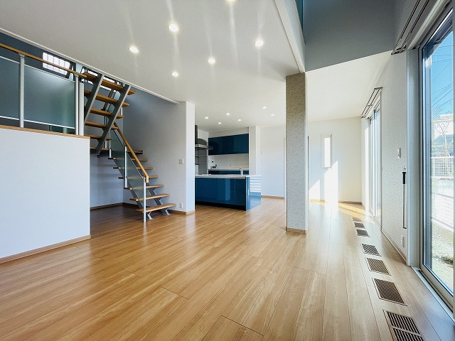 【居間・リビング】 | 筑紫野市大字筑紫　戸建て