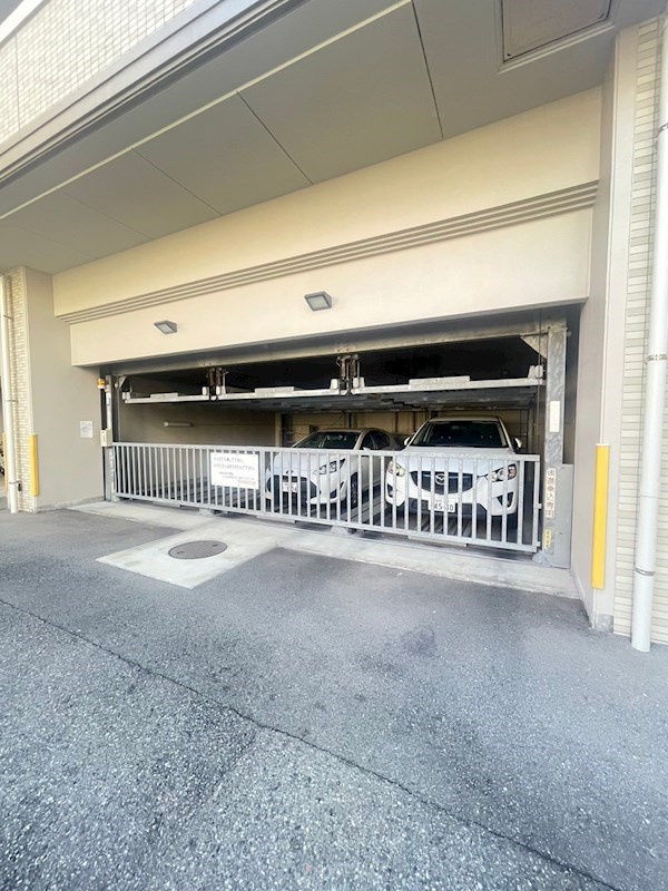 クレア大橋の駐車場