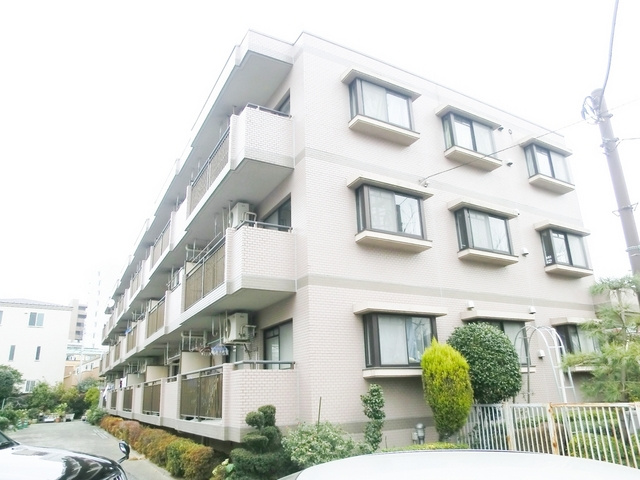 メゾン高木の外観|タイル張りのきれいな外観です♪