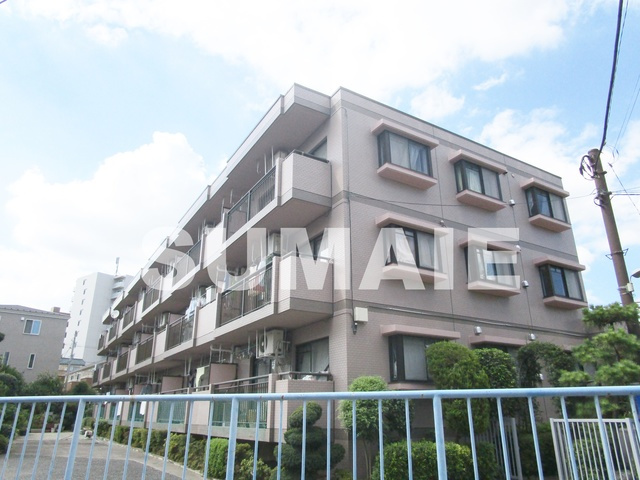 メゾン高木の外観|タイル張りのきれいな外観です♪