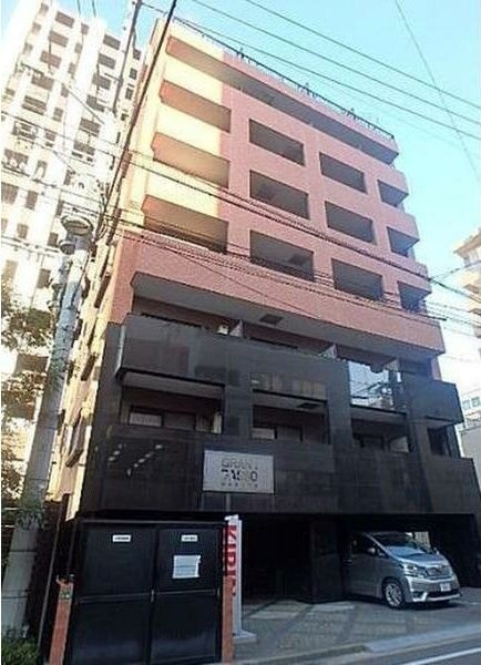 グランバッソ博多の外観