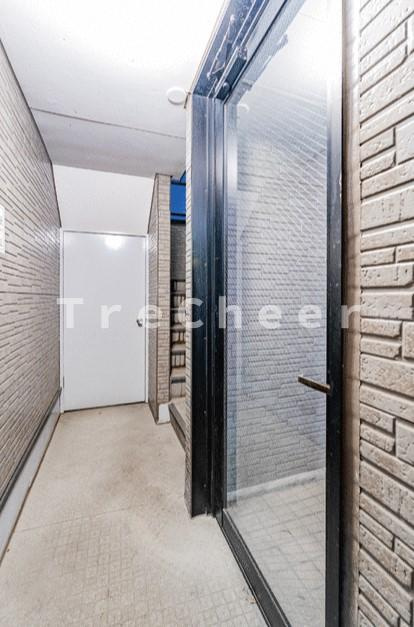 ADX新宿河田町のエントランス