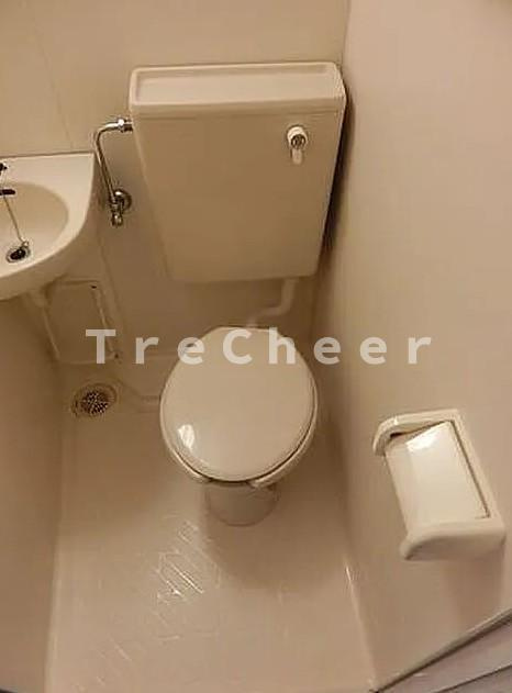 ADX新宿河田町のトイレ