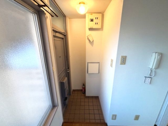 スリールJR摩耶の玄関