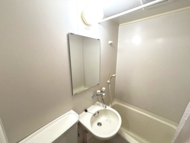 スリールJR摩耶の独立洗面台