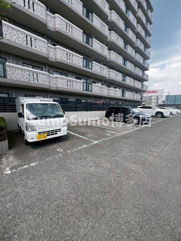 クレスティ空港前の駐車場
