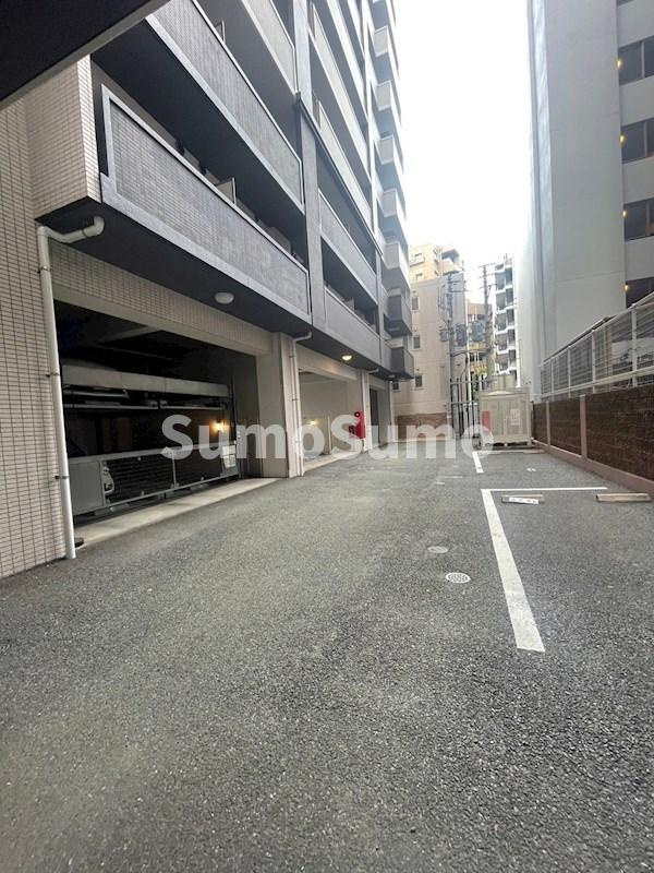 グランフォーレ薬院南の駐車場