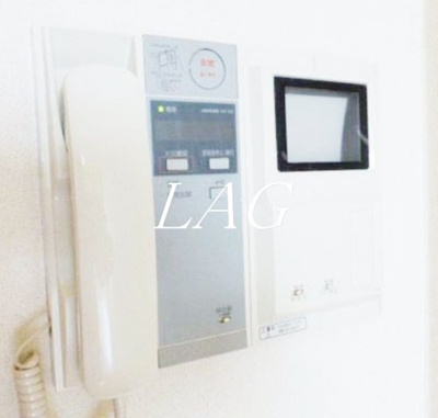 【設備】 | ガラ・シティ芝公園 | モニター付きインターホンです。