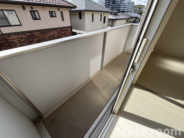 メゾンコリンベールAのバルコニー