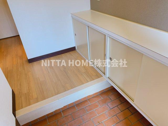 エールハイムⅠの玄関|玄関スペースです◆