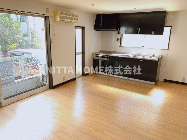 エールハイムⅠの居間・リビング|広々としたリビングがオススメの間取りです☆彡