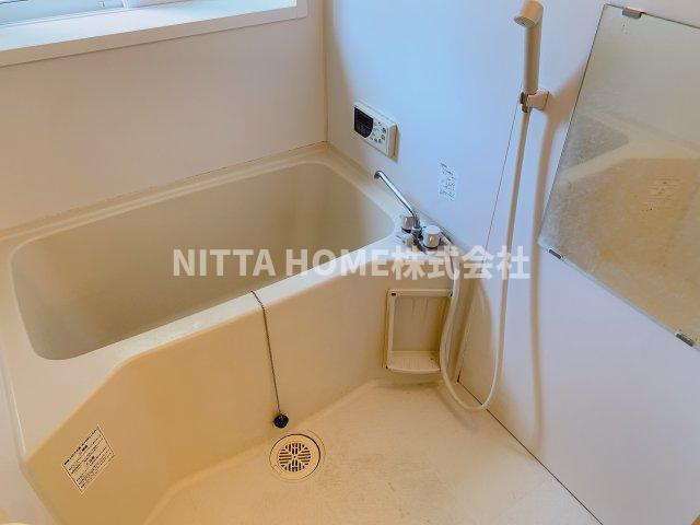 エールハイムⅠの浴室|お風呂には追い焚き機能を付いています＊