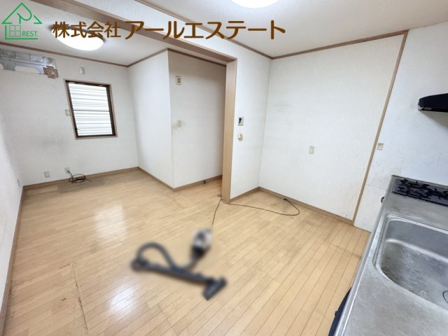 加古郡播磨町宮西1丁目　　山陽電鉄「別府駅」徒歩13分の居間・リビング