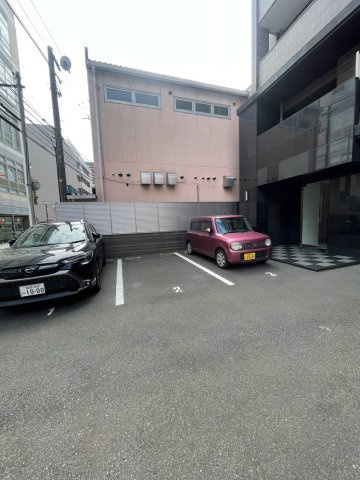 サンヒルズ大橋駅前の駐車場