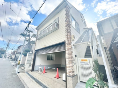 【外観】 | 豊中市曽根西町中古戸建 | 現在ご返済中のカーローン・カードローン・教育ローンなどを住宅ローンに一本化したり、家具家電購入費用・引越し費用を住宅ローンと組み合わせるなど、お客さまにメリットの多い住宅ローンのご提案が可能です。