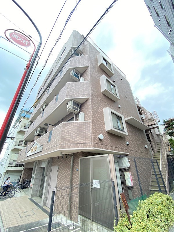 シンシア幡ヶ谷の外観