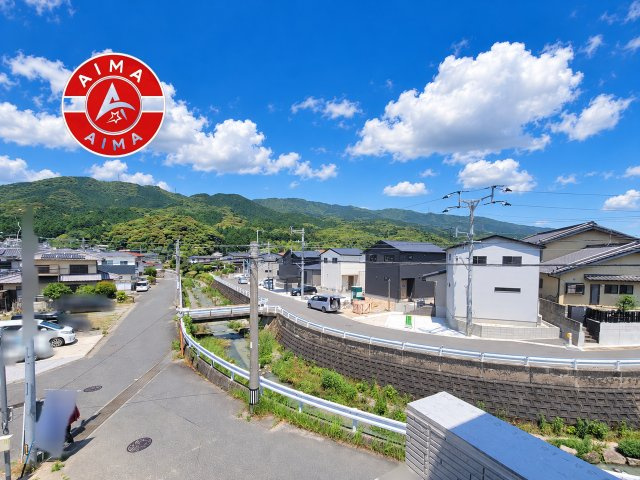 福岡市早良区内野５丁目第1-3棟（1号棟）の展望|窓から緑が見える物件も魅力的です。