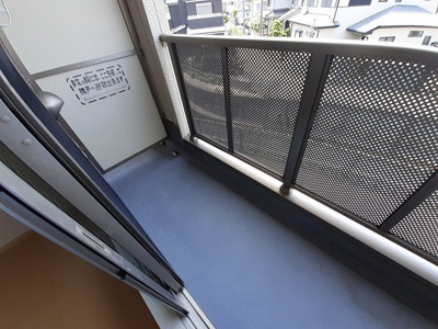 【バルコニー】 | グレイス渚 | バルコニーからの眺めを楽しみながら食事をしませんか