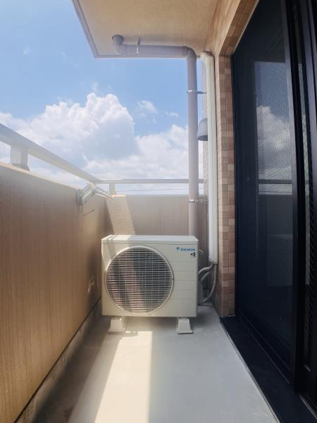 ティアラ三軒茶屋の駐車場