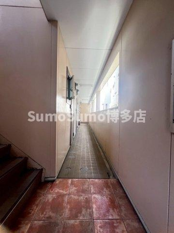 ティーガー新和町のロビー