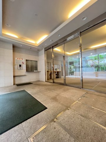サヴォイ マキシマイズ博多ステーションのロビー