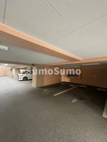 テングッド祖原の駐車場