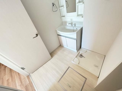 【洗面所】 | グランドソレーユ