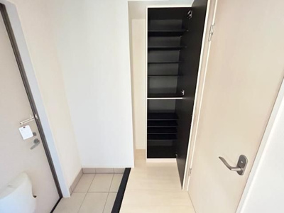 【玄関】 | グランドソレーユ