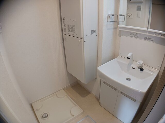 アスカⅡの洗面所|ゆったりとスペースのある洗面所