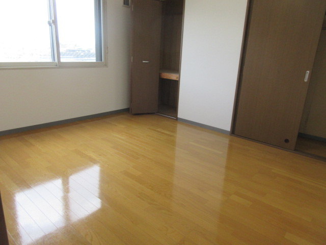 CENTER CTIY5の洋室