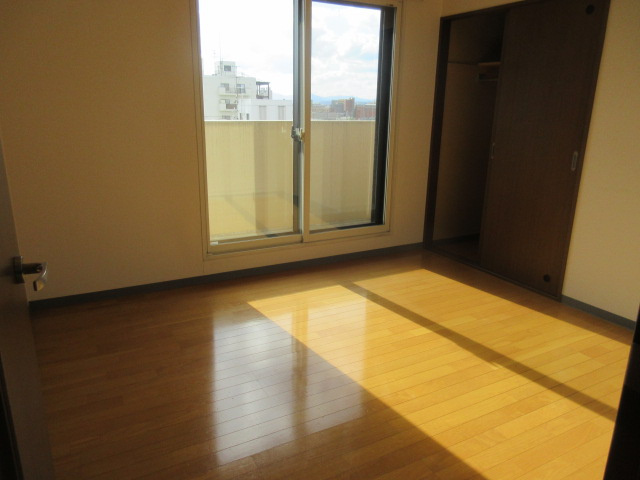 CENTER CTIY5の洋室