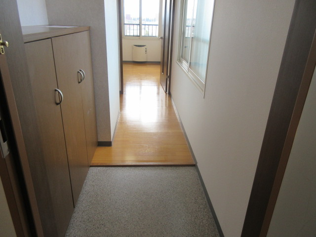 CENTER CTIY5の玄関