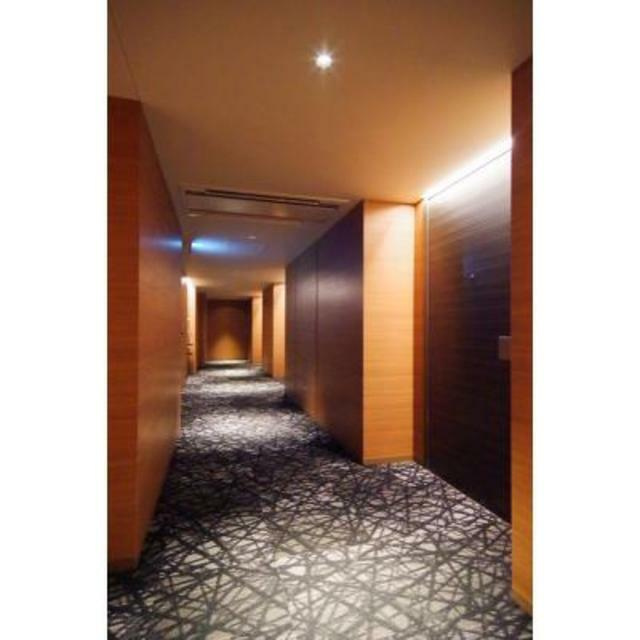 パークアクシスプレミア表参道のロビー