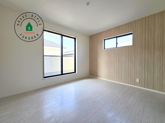 福岡市早良区内野５丁目第1-3棟（2号棟）の内観：施工例|主寝室には収納力に優れたクローゼットがありますので、お部屋もすっきり片付きます。