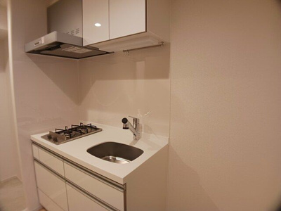 【キッチン】 | スアヴィス鳩ケ谷 | コンパクトなキッチンで掃除もラクラク