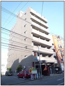 ピュアドームプレシオ博多の外観