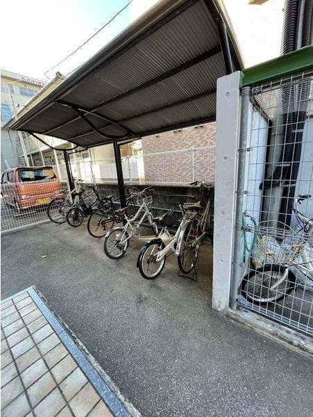 ビュークレスト平尾南の外観