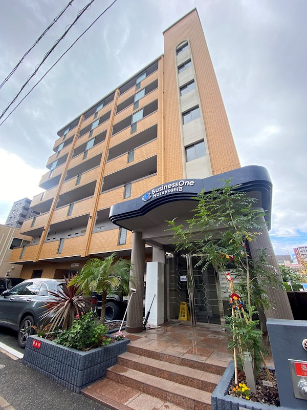ビジネス・ワン春吉IIの外観