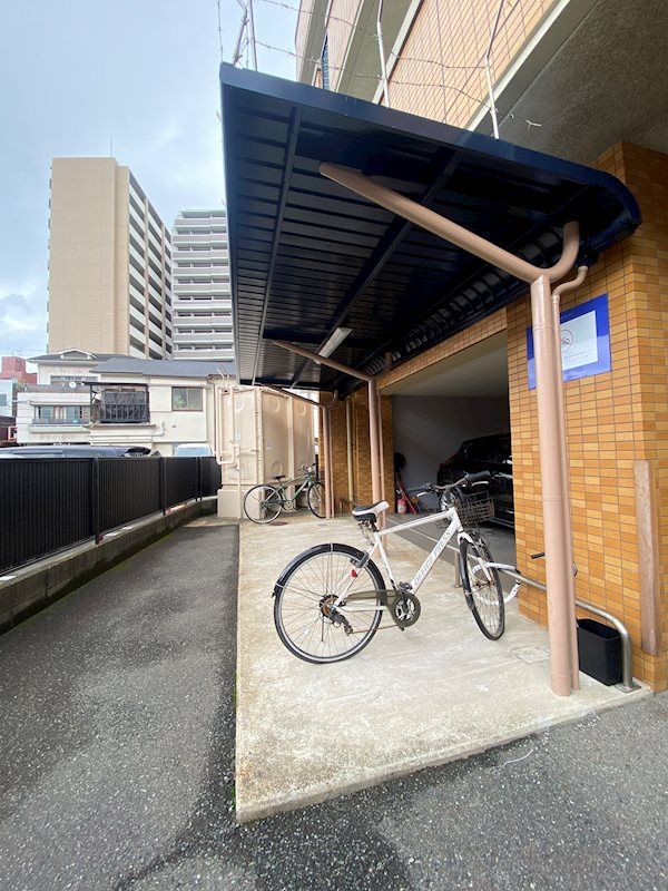 ビジネス・ワン春吉IIの外観