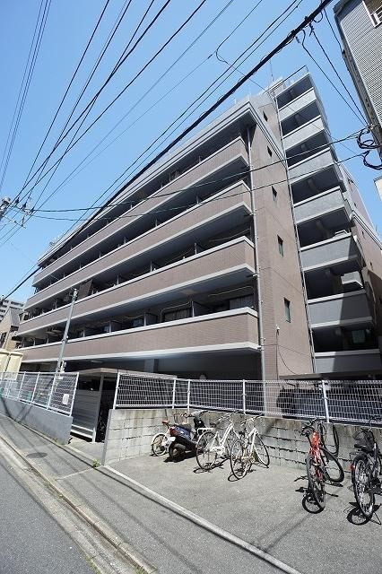 ピュアドーム天神アネックスの外観