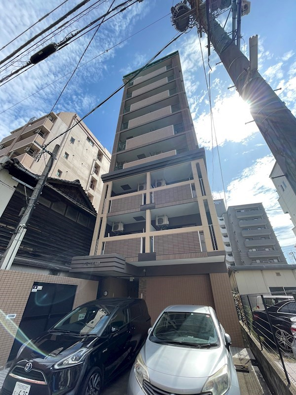 ドミール高砂の外観