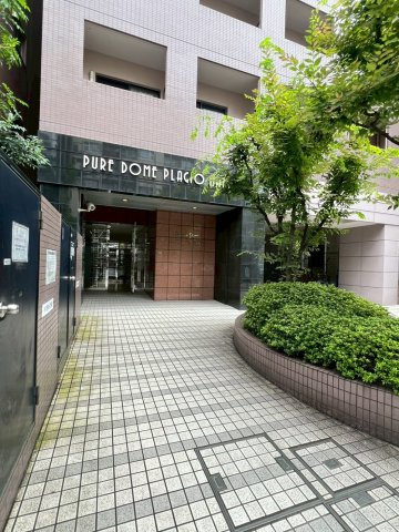 ピュアドームパラジオ博多のエントランス