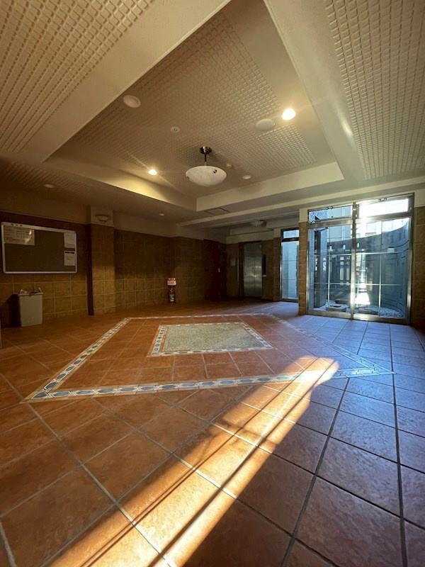 プラージュ大橋のロビー