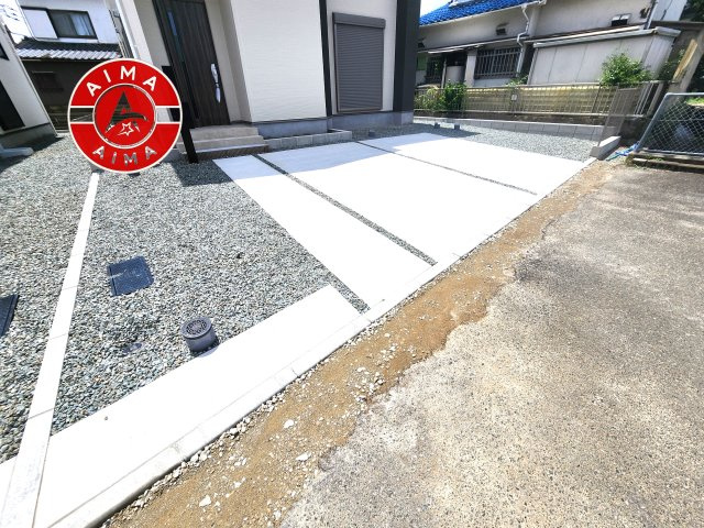 福岡市早良区内野５丁目第1-3棟（3号棟）の外観|広々した駐車場になります。