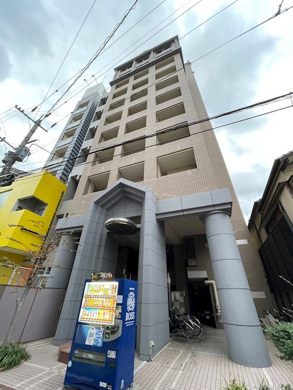 ピュアドーム高宮アーネストの外観