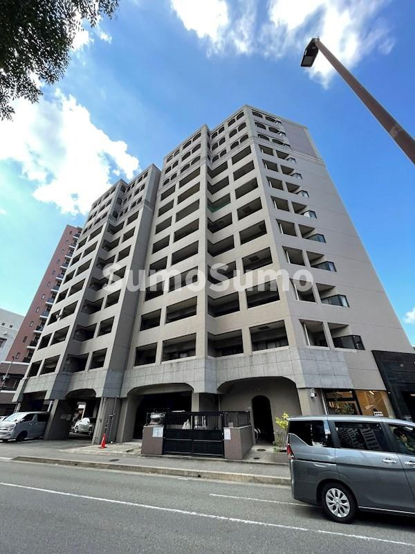 ピュアドームグランディー博多の外観