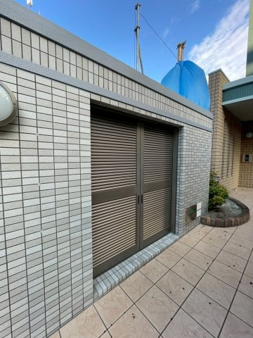 ドミール箱崎ＭⅢのエントランス