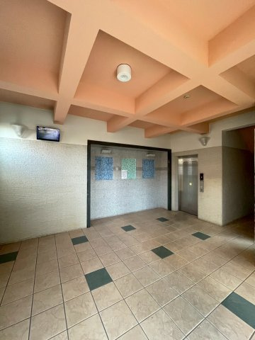 ドミール箱崎ＭⅢのロビー